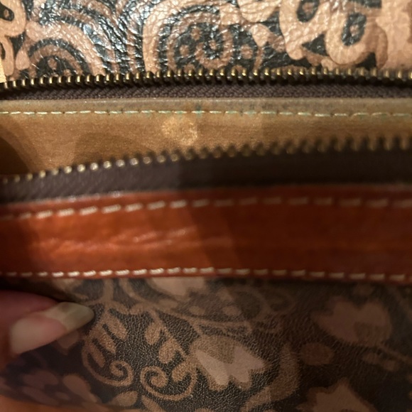 PATRICIA NASH Two piece set/ WALLET and large wristlet - Picture 6 of 13